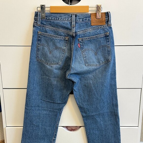 Levi's 501 Wedgie Jean (Medium/Dark Wash) - Picture 3 of 4